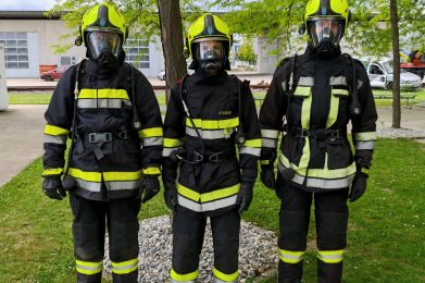 GEMEINSAME ATEMSCHUTZÜBUNG IM BRANDHAUS