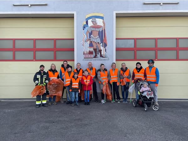 FRÜHJAHRSREINIGUNG DER GEMEINDE SCHWARZAU/STFLD.