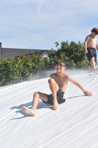 04092026 Wasserrutsche FJ  KF 8