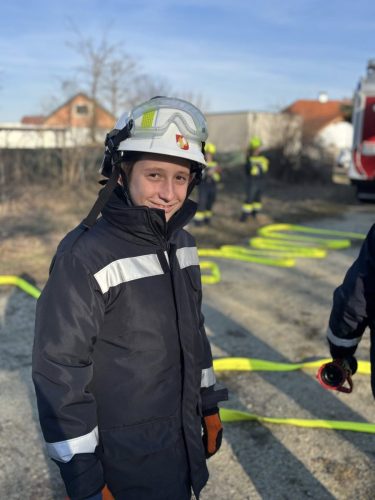 27022026 Christbaumbrand FJ 8